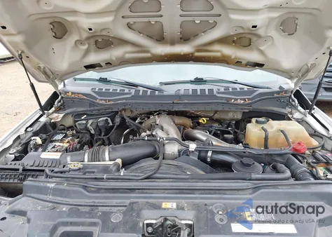 2022 Ford F-350 z USA, uszkodzony, nr VIN 1FT8W3DT7NEE21182